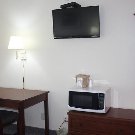 Main Street Lodge And Suites Port Huron Eksteriør billede