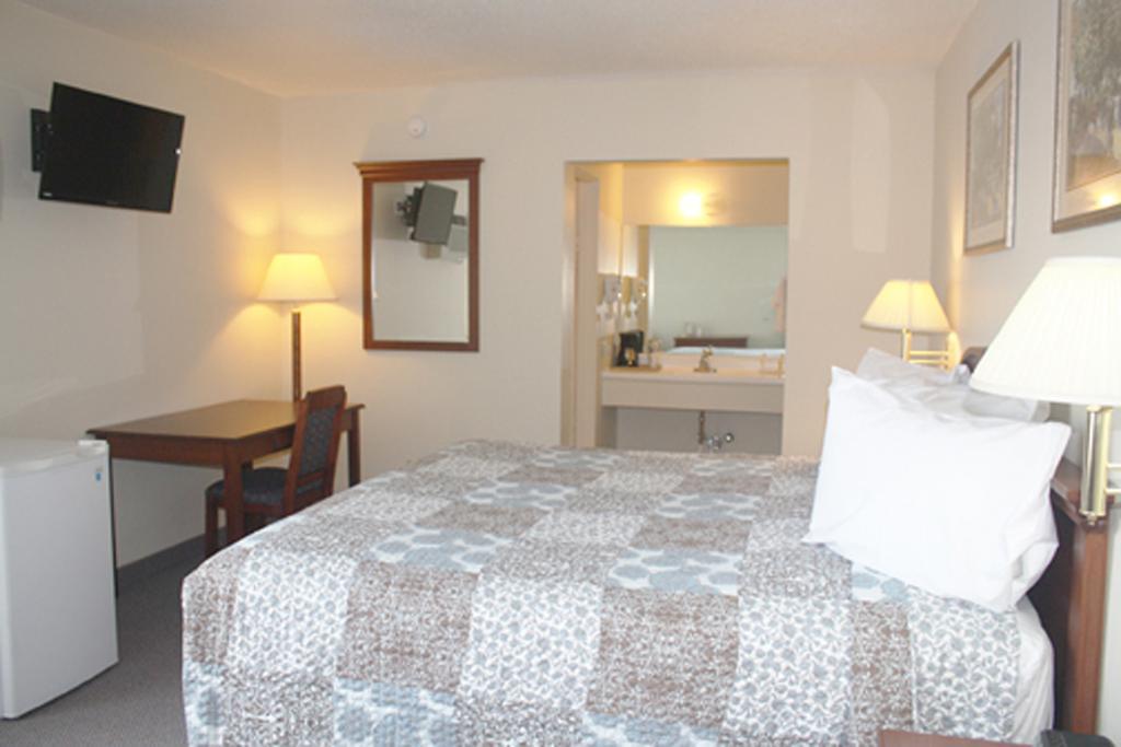 Main Street Lodge And Suites Port Huron Eksteriør billede