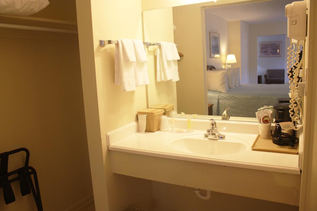 Main Street Lodge And Suites Port Huron Værelse billede