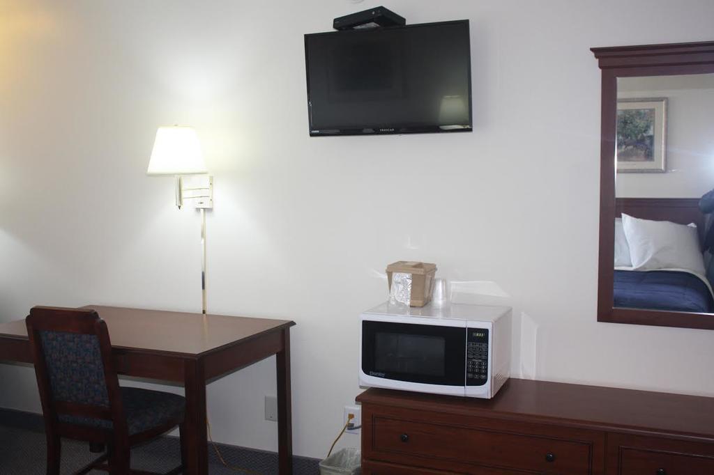 Main Street Lodge And Suites Port Huron Eksteriør billede