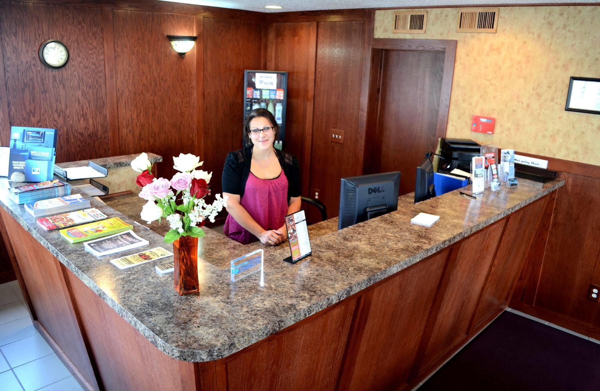 Main Street Lodge And Suites Port Huron Eksteriør billede